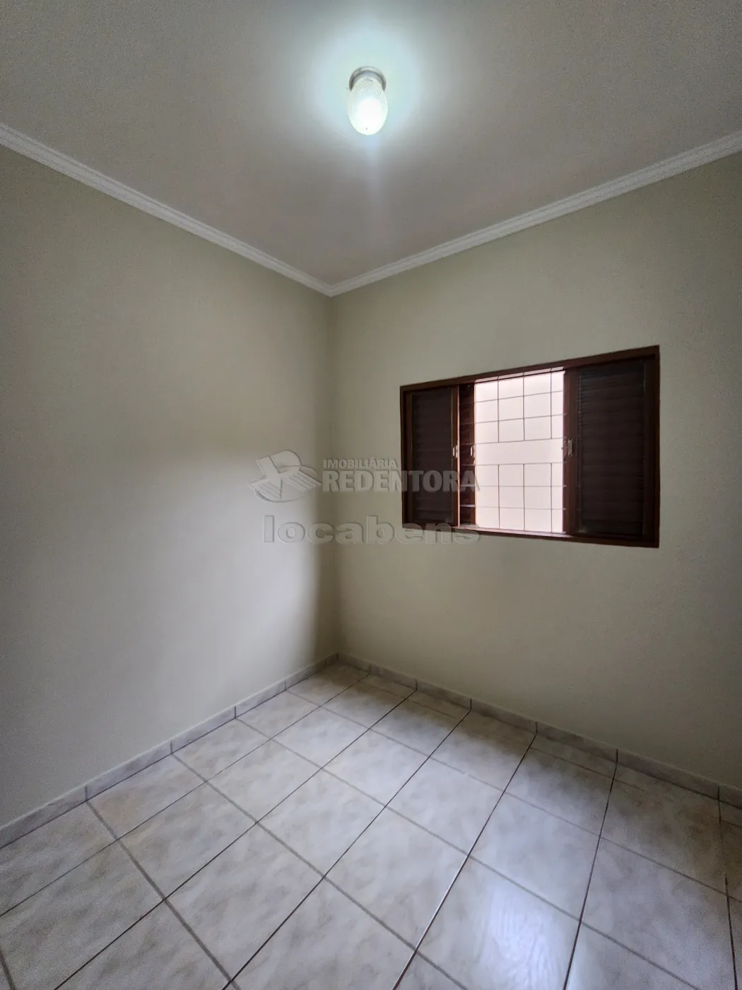 Alugar Casa / Padr&atilde;o em S&atilde;o Jos&eacute; do Rio Preto R$ 1.900,00 - Foto 11