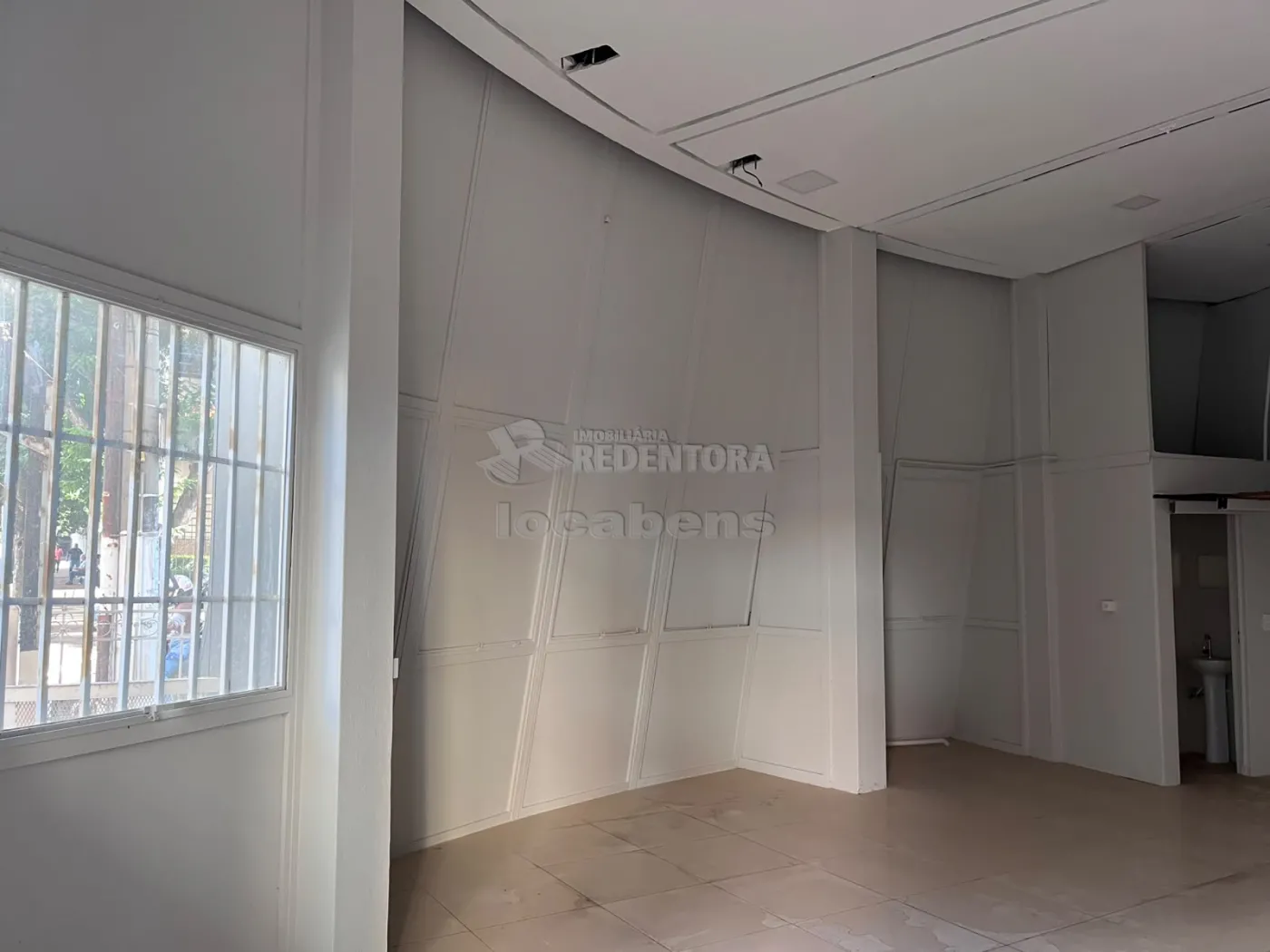 Alugar Comercial / Sala em S&atilde;o Jos&eacute; do Rio Preto R$ 3.000,00 - Foto 4