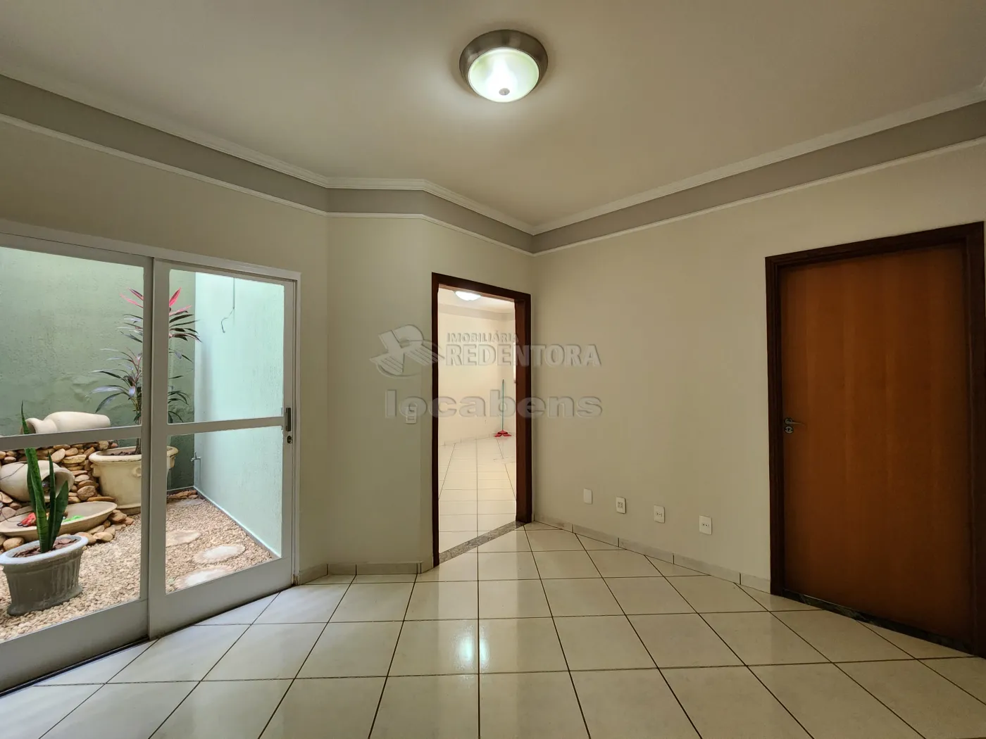 Alugar Casa / Padr&atilde;o em S&atilde;o Jos&eacute; do Rio Preto R$ 4.000,00 - Foto 4