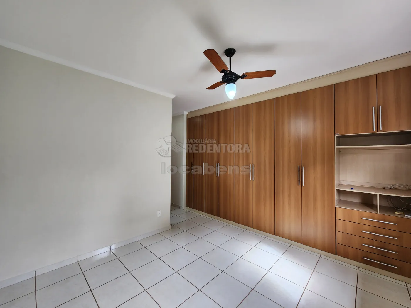 Alugar Casa / Padr&atilde;o em S&atilde;o Jos&eacute; do Rio Preto R$ 4.000,00 - Foto 9