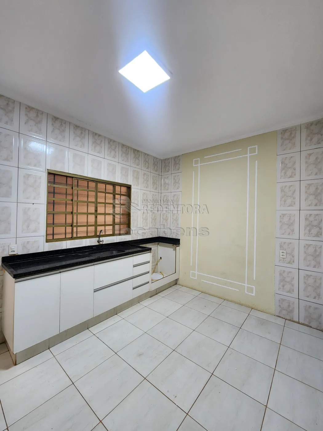 Alugar Casa / Padr&atilde;o em S&atilde;o Jos&eacute; do Rio Preto R$ 1.400,00 - Foto 4