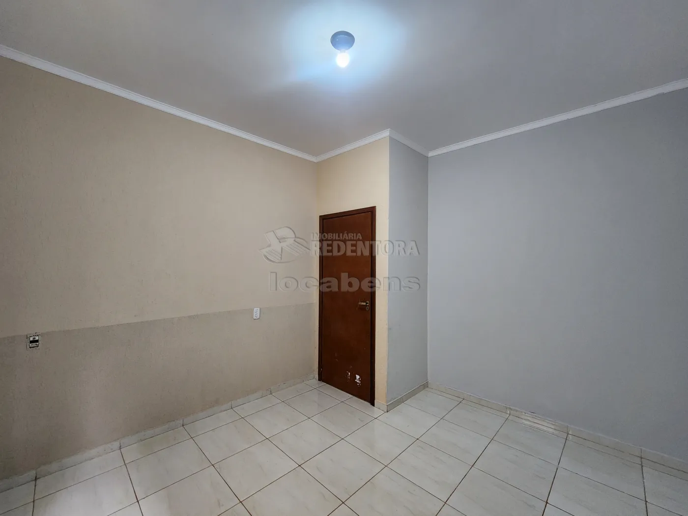 Alugar Casa / Padr&atilde;o em S&atilde;o Jos&eacute; do Rio Preto R$ 1.400,00 - Foto 9
