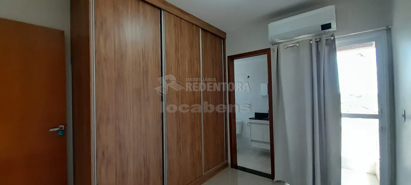 Alugar Apartamento / Padr&atilde;o em S&atilde;o Jos&eacute; do Rio Preto R$ 2.100,00 - Foto 1