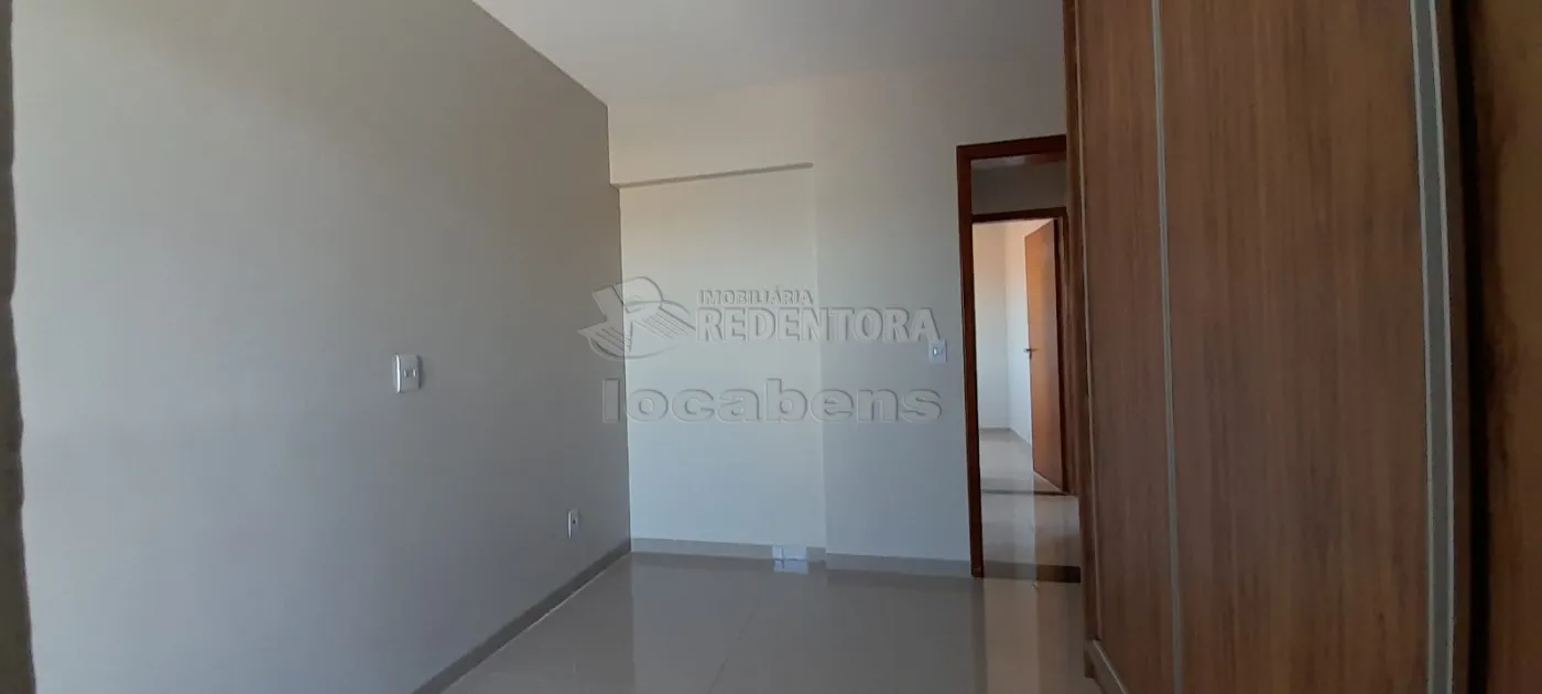 Alugar Apartamento / Padr&atilde;o em S&atilde;o Jos&eacute; do Rio Preto R$ 2.100,00 - Foto 7
