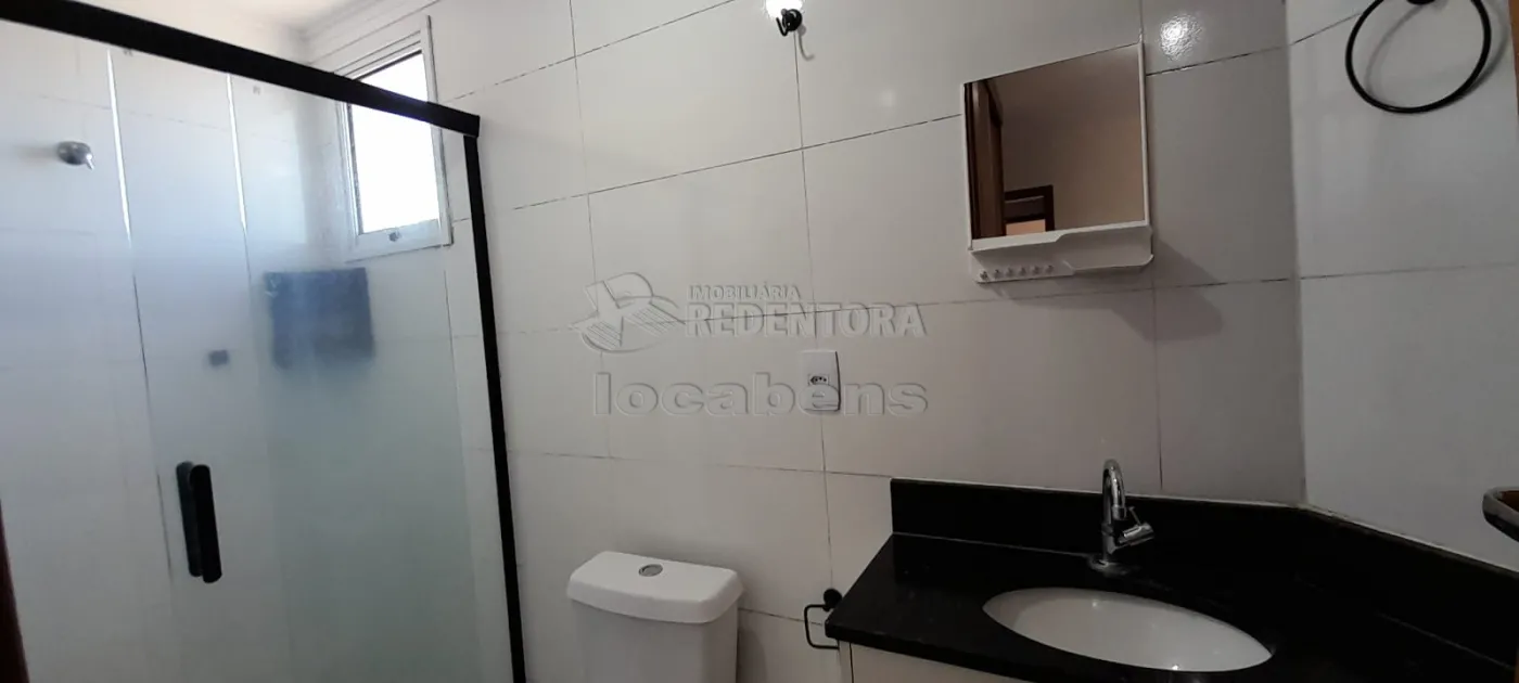 Alugar Apartamento / Padr&atilde;o em S&atilde;o Jos&eacute; do Rio Preto R$ 2.100,00 - Foto 14