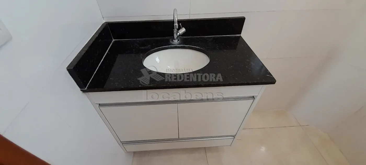 Alugar Apartamento / Padr&atilde;o em S&atilde;o Jos&eacute; do Rio Preto R$ 2.100,00 - Foto 16