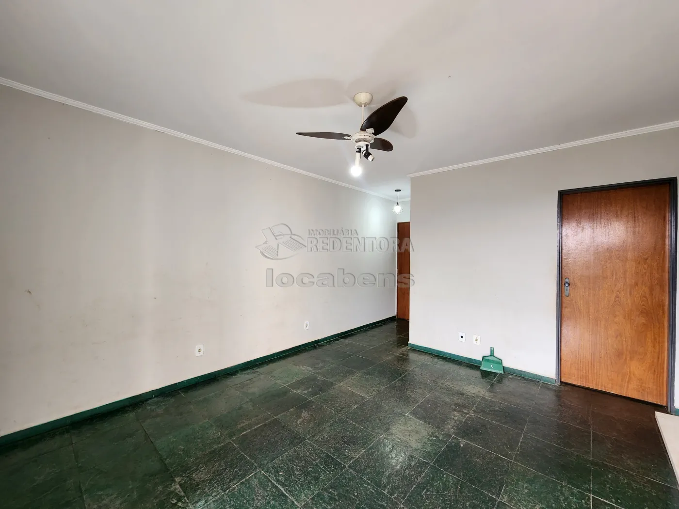 Alugar Apartamento / Padr&atilde;o em S&atilde;o Jos&eacute; do Rio Preto R$ 850,00 - Foto 2