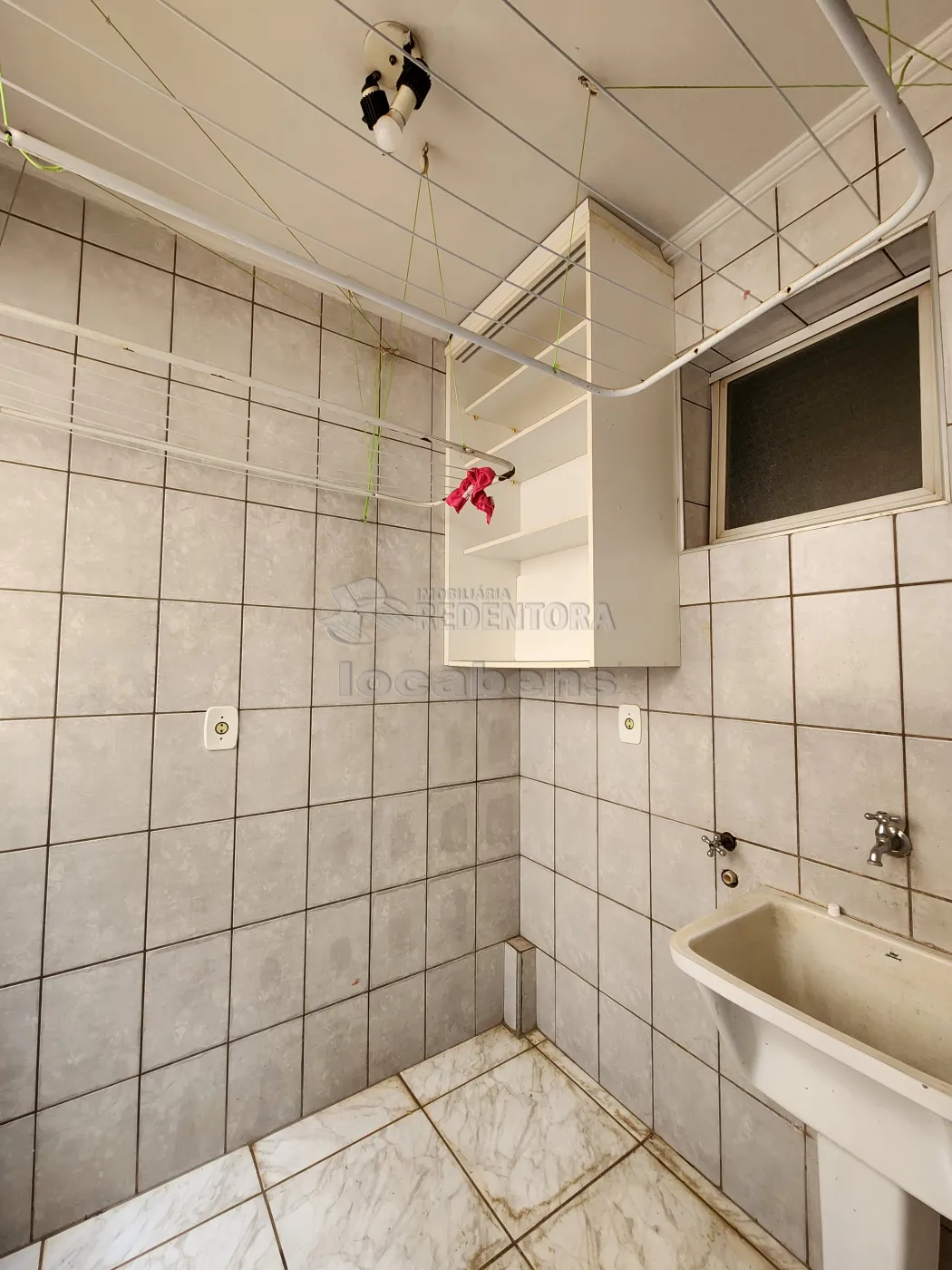 Alugar Apartamento / Padr&atilde;o em S&atilde;o Jos&eacute; do Rio Preto R$ 850,00 - Foto 14