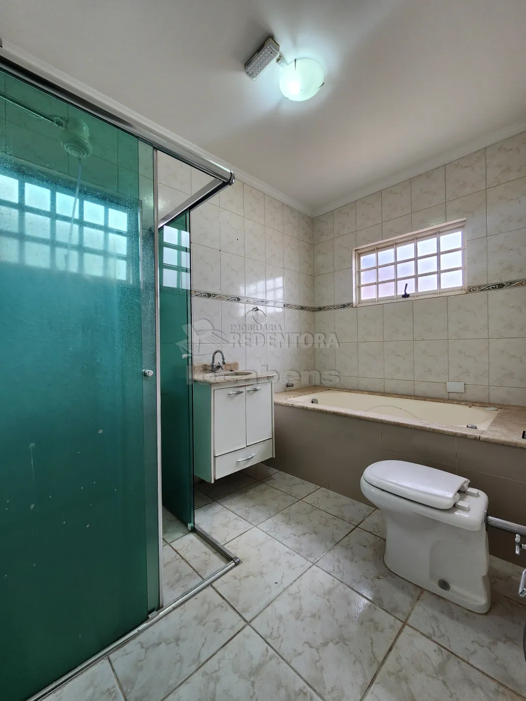 Alugar Casa / Padr&atilde;o em S&atilde;o Jos&eacute; do Rio Preto R$ 2.750,00 - Foto 9