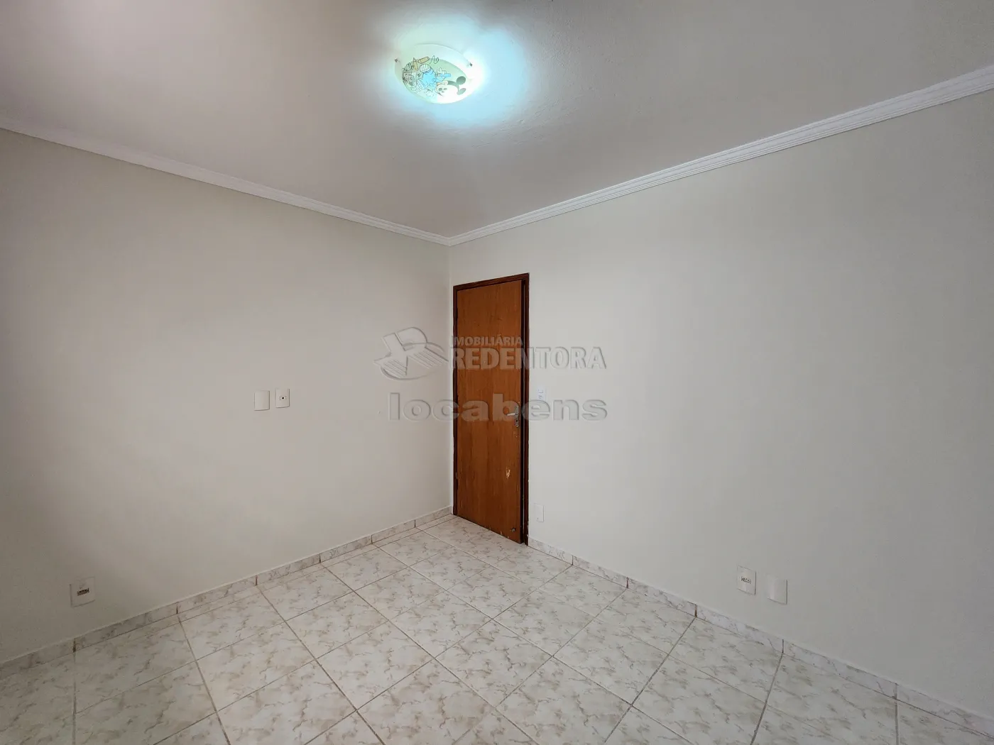 Alugar Casa / Padr&atilde;o em S&atilde;o Jos&eacute; do Rio Preto R$ 2.750,00 - Foto 14