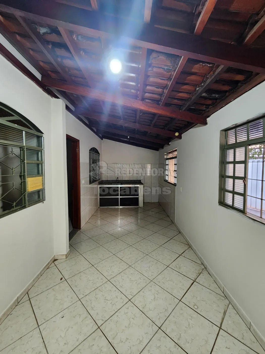 Alugar Casa / Padr&atilde;o em S&atilde;o Jos&eacute; do Rio Preto R$ 1.400,00 - Foto 2