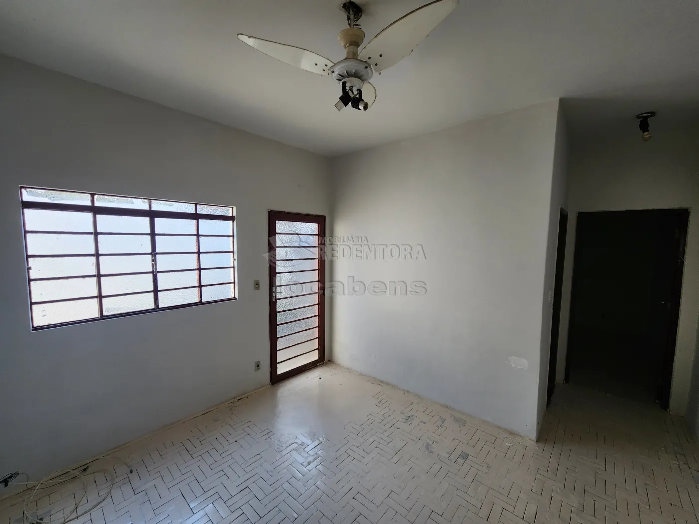 Alugar Casa / Padr&atilde;o em S&atilde;o Jos&eacute; do Rio Preto R$ 750,00 - Foto 4