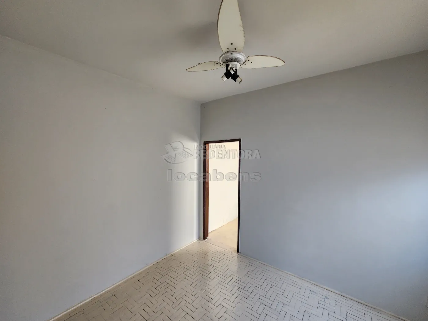 Alugar Casa / Padr&atilde;o em S&atilde;o Jos&eacute; do Rio Preto R$ 750,00 - Foto 5