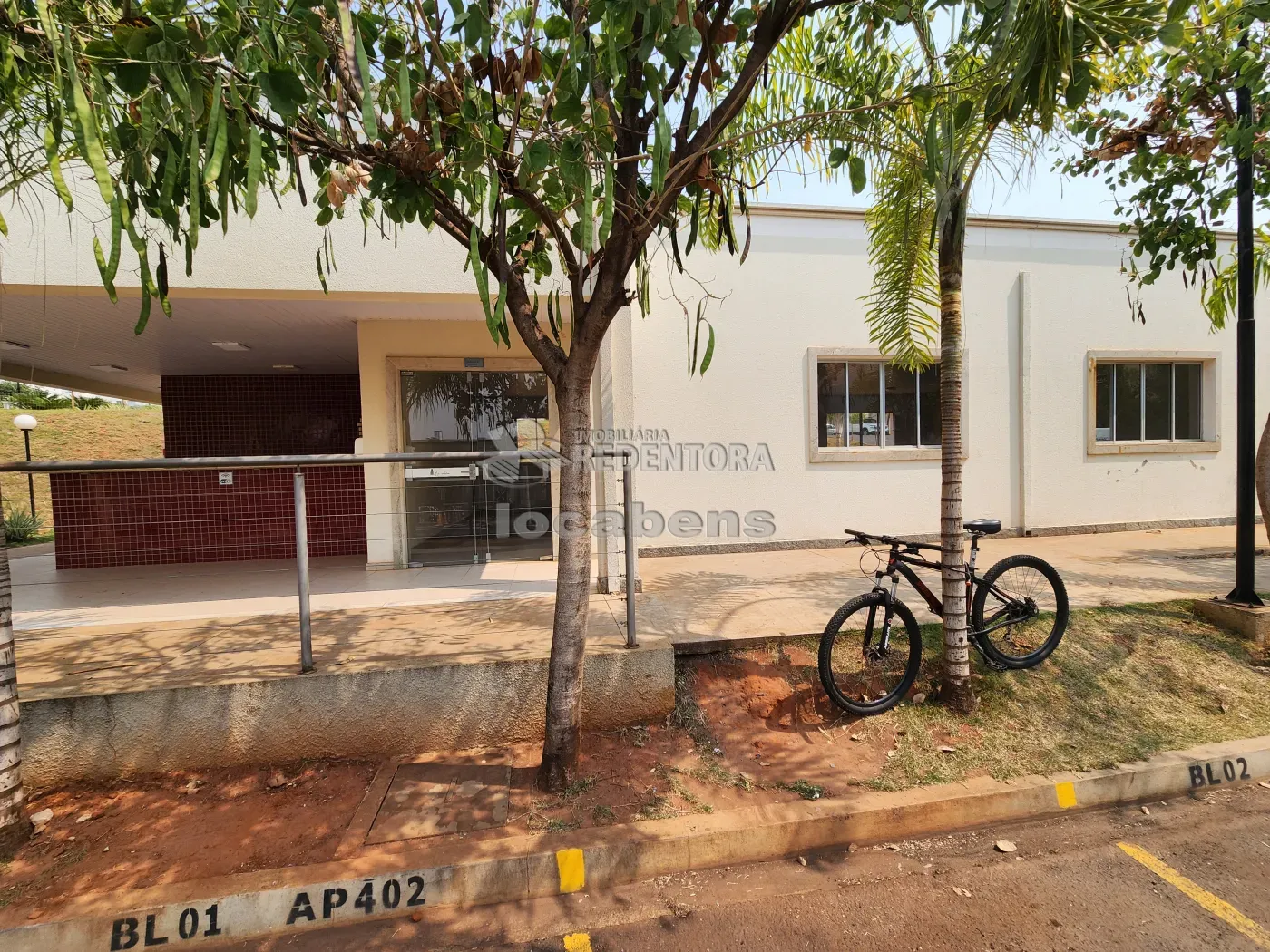 Alugar Apartamento / Padr&atilde;o em S&atilde;o Jos&eacute; do Rio Preto R$ 1.200,00 - Foto 12
