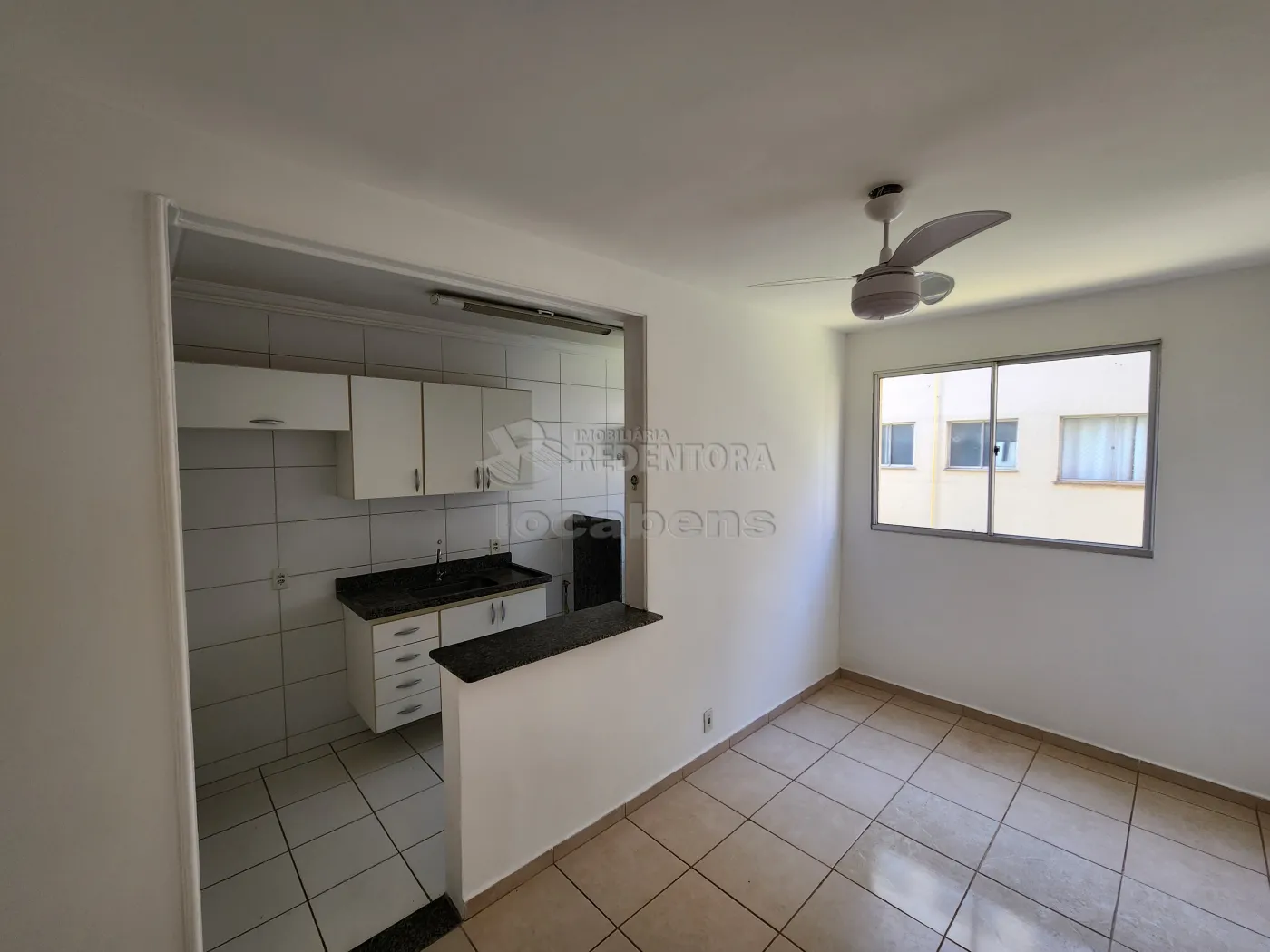 Alugar Apartamento / Padr&atilde;o em S&atilde;o Jos&eacute; do Rio Preto R$ 990,00 - Foto 1