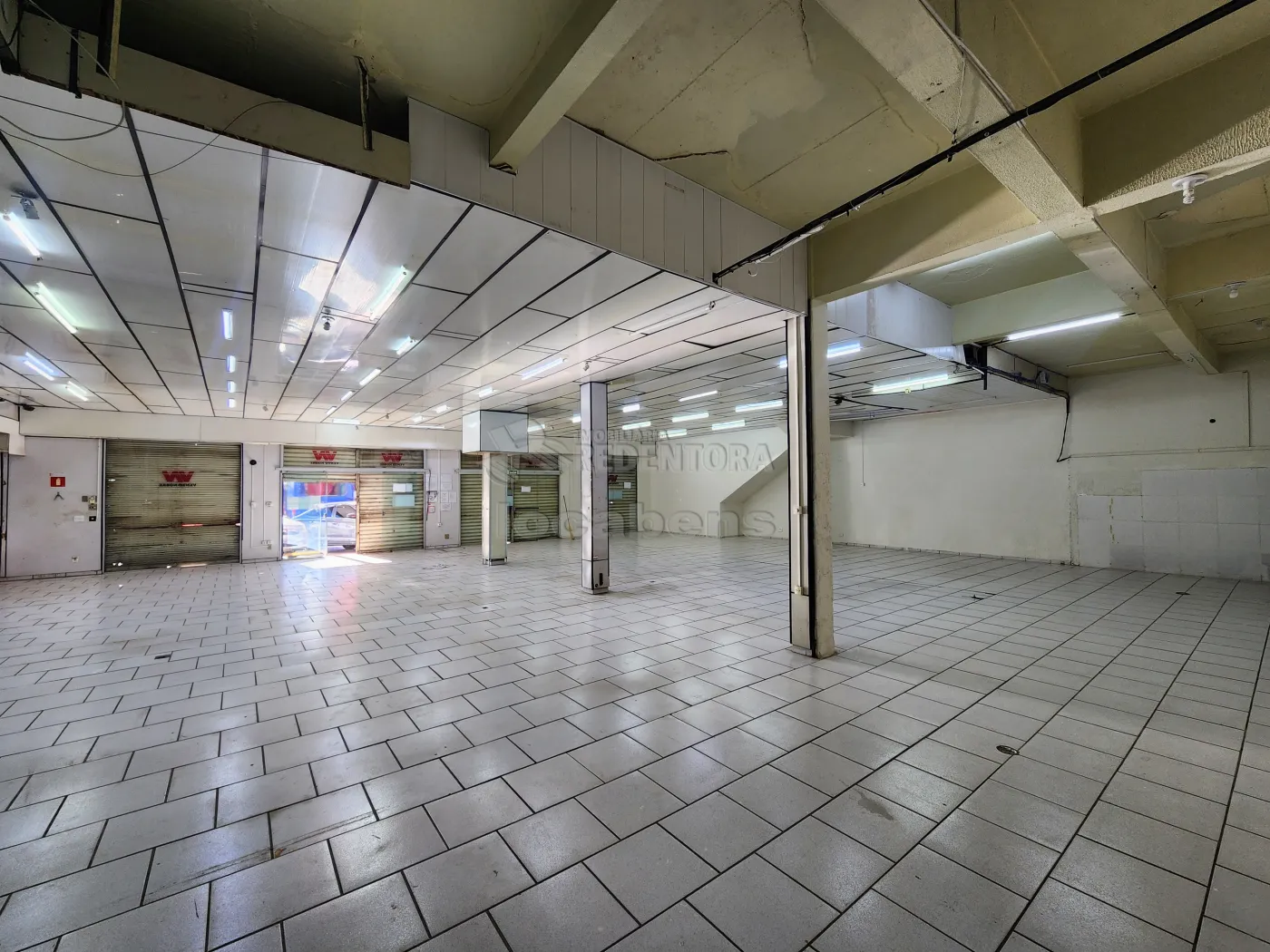 Alugar Comercial / Sal&atilde;o em S&atilde;o Jos&eacute; do Rio Preto R$ 8.500,00 - Foto 3