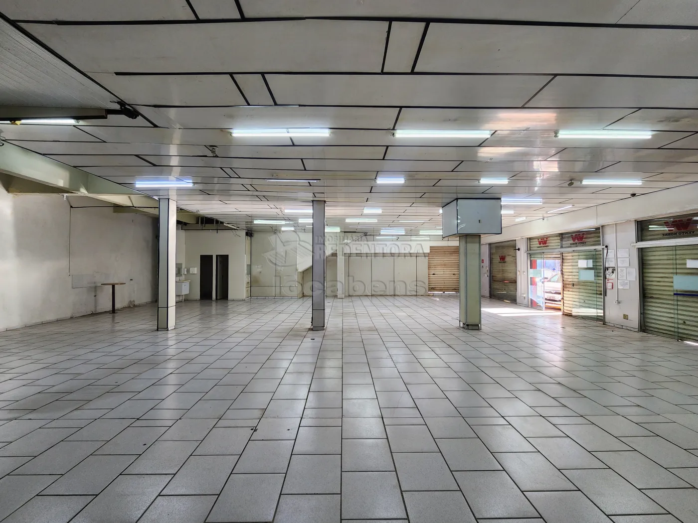 Alugar Comercial / Sal&atilde;o em S&atilde;o Jos&eacute; do Rio Preto R$ 8.500,00 - Foto 6