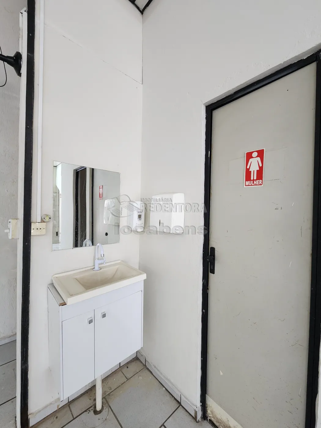 Alugar Comercial / Sal&atilde;o em S&atilde;o Jos&eacute; do Rio Preto R$ 8.500,00 - Foto 9