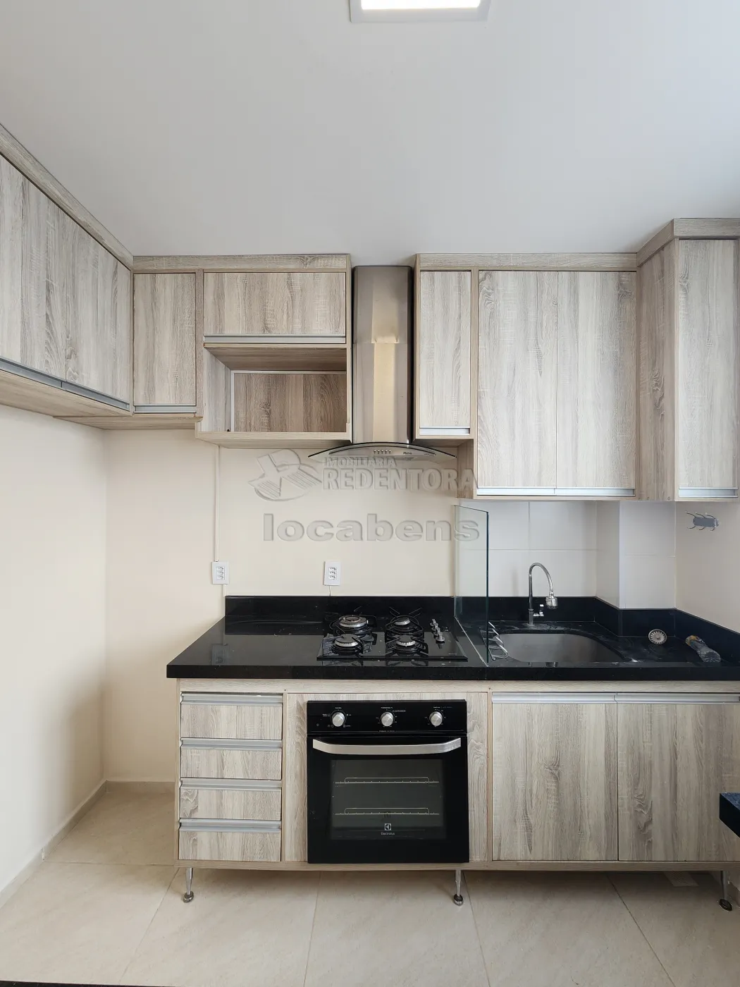 Alugar Apartamento / Padr&atilde;o em S&atilde;o Jos&eacute; do Rio Preto R$ 1.500,00 - Foto 3