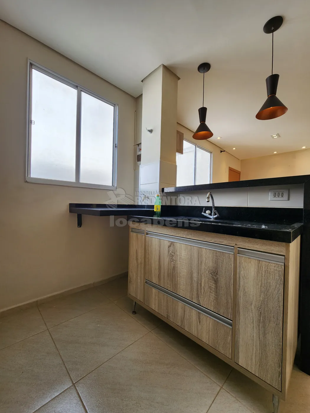 Alugar Apartamento / Padr&atilde;o em S&atilde;o Jos&eacute; do Rio Preto R$ 1.500,00 - Foto 4