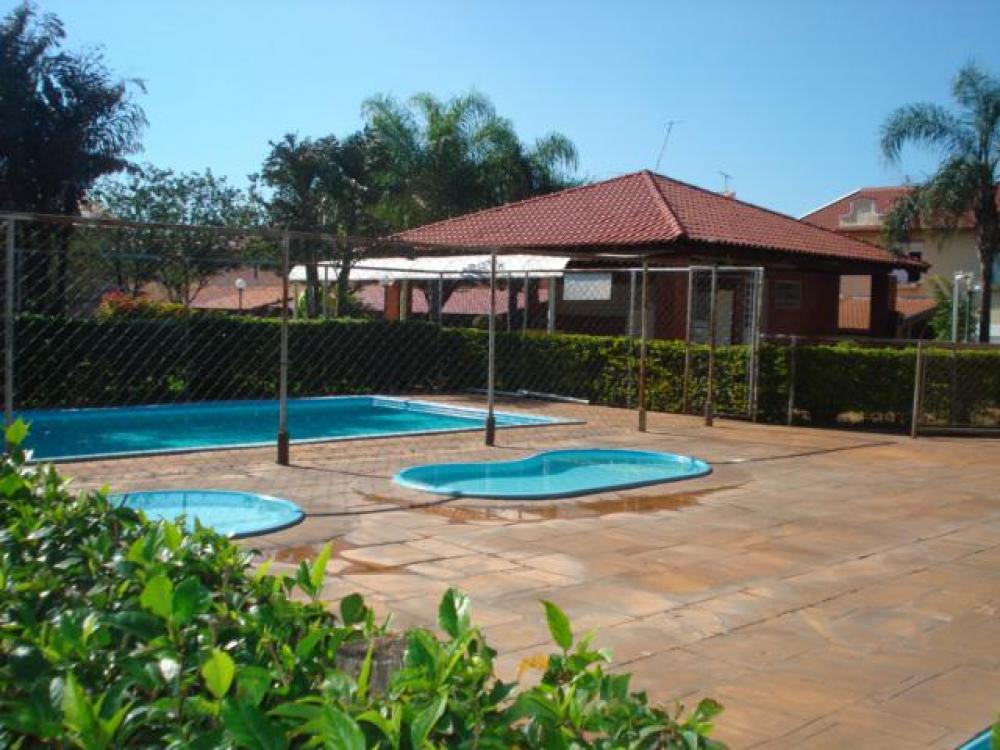 Alugar Casa / Condom&iacute;nio em S&atilde;o Jos&eacute; do Rio Preto R$ 950,00 - Foto 12