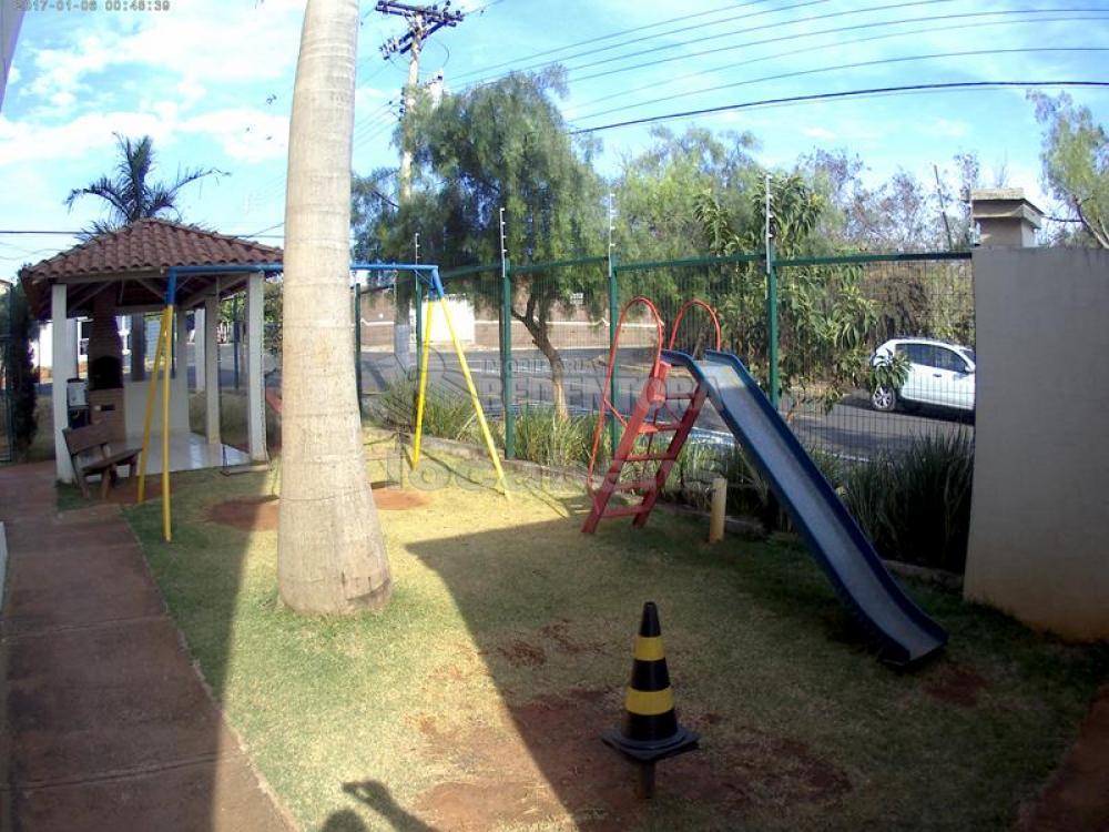Comprar Apartamento / Padr&atilde;o em S&atilde;o Jos&eacute; do Rio Preto R$ 160.000,00 - Foto 11