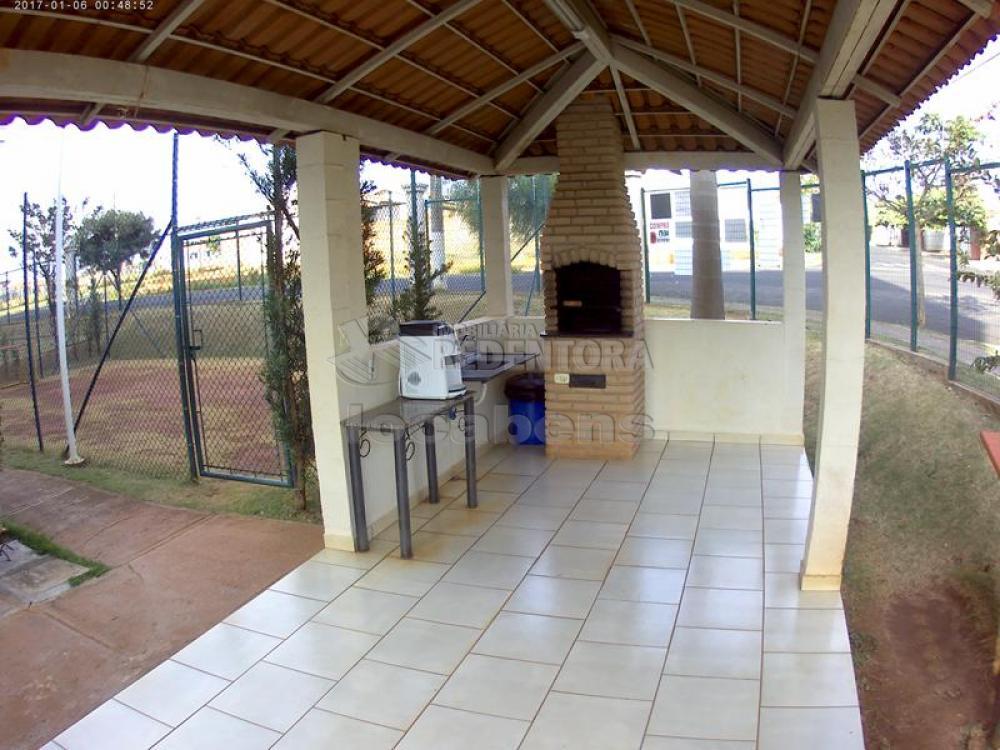 Comprar Apartamento / Padr&atilde;o em S&atilde;o Jos&eacute; do Rio Preto R$ 160.000,00 - Foto 12