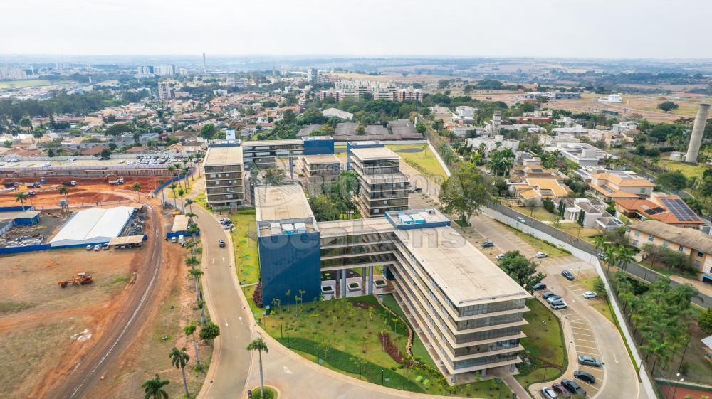Alugar Comercial / Sala em S&atilde;o Jos&eacute; do Rio Preto R$ 7.500,00 - Foto 52