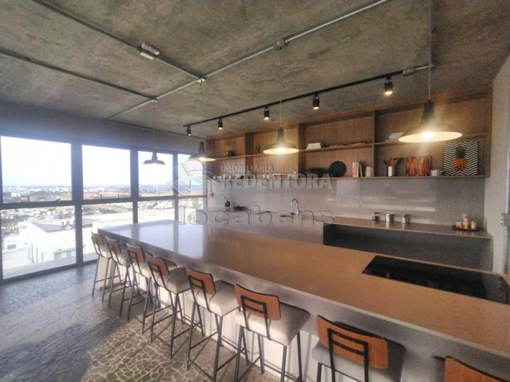 Alugar Apartamento / Studio em S&atilde;o Jos&eacute; do Rio Preto R$ 3.000,00 - Foto 43