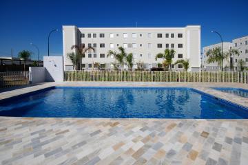 Alugar Apartamento / Padr&atilde;o em S&atilde;o Jos&eacute; do Rio Preto R$ 790,00 - Foto 18