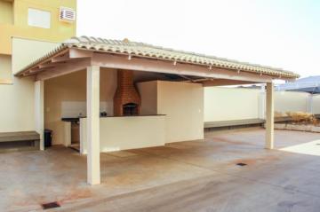 Alugar Apartamento / Padr&atilde;o em S&atilde;o Jos&eacute; do Rio Preto R$ 1.500,00 - Foto 11
