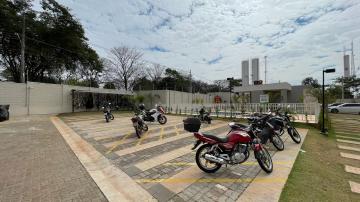 Alugar Apartamento / Padr&atilde;o em S&atilde;o Jos&eacute; do Rio Preto R$ 900,00 - Foto 31