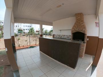 Alugar Apartamento / Padr&atilde;o em S&atilde;o Jos&eacute; do Rio Preto R$ 800,00 - Foto 22