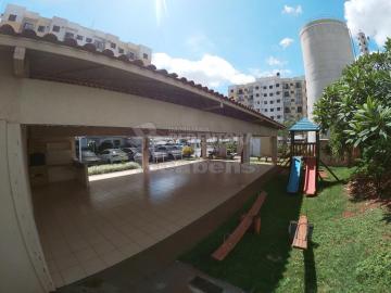Alugar Apartamento / Padr&atilde;o em S&atilde;o Jos&eacute; do Rio Preto R$ 900,00 - Foto 27
