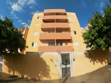 Alugar Apartamento / Padr&atilde;o em S&atilde;o Jos&eacute; do Rio Preto R$ 1.300,00 - Foto 14