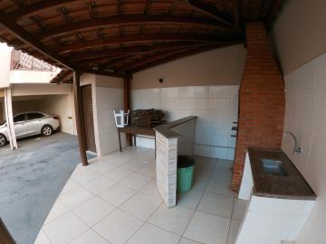 Alugar Apartamento / Padr&atilde;o em S&atilde;o Jos&eacute; do Rio Preto R$ 1.300,00 - Foto 14