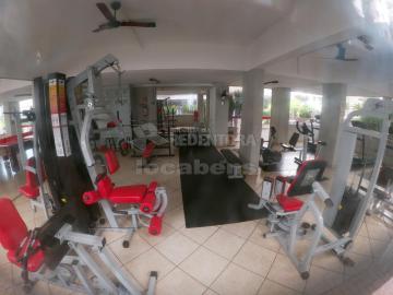 Alugar Apartamento / Padr&atilde;o em S&atilde;o Jos&eacute; do Rio Preto R$ 1.800,00 - Foto 38