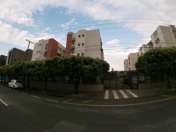 Alugar Apartamento / Padr&atilde;o em S&atilde;o Jos&eacute; do Rio Preto R$ 1.300,00 - Foto 30