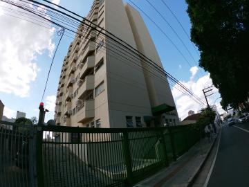 Alugar Apartamento / Padr&atilde;o em S&atilde;o Jos&eacute; do Rio Preto R$ 700,00 - Foto 16