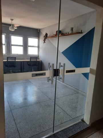 Alugar Apartamento / Padr&atilde;o em S&atilde;o Jos&eacute; do Rio Preto R$ 550,00 - Foto 24