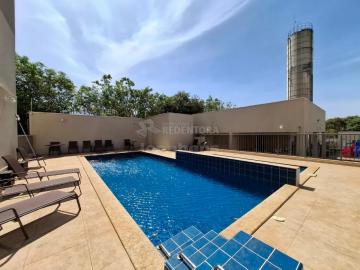 Alugar Apartamento / Padr&atilde;o em S&atilde;o Jos&eacute; do Rio Preto R$ 1.400,00 - Foto 7