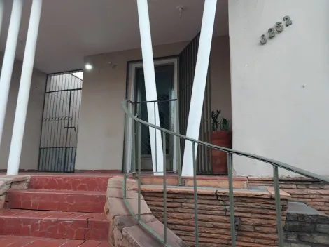 Alugar Casa / Padr&atilde;o em S&atilde;o Jos&eacute; do Rio Preto. apenas R$ 1.250,00