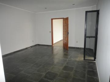Alugar Casa / Sobrado em S&atilde;o Jos&eacute; do Rio Preto R$ 1.200,00 - Foto 2