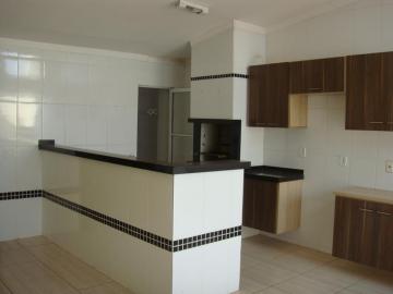 Alugar Casa / Condom&iacute;nio em S&atilde;o Jos&eacute; do Rio Preto. apenas R$ 1.100,00