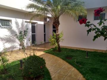 Alugar Casa / Padr&atilde;o em S&atilde;o Jos&eacute; do Rio Preto. apenas R$ 1.200.000,00