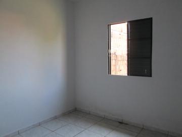 Alugar Casa / Padr&atilde;o em S&atilde;o Jos&eacute; do Rio Preto R$ 600,00 - Foto 3