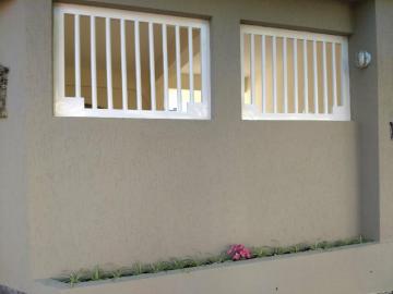 Comprar Casa / Padr&atilde;o em Ara&ccedil;atuba R$ 350.000,00 - Foto 6