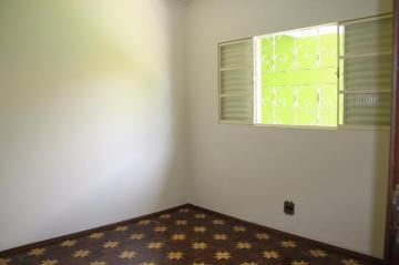 Comprar Casa / Padr&atilde;o em Ara&ccedil;atuba R$ 350.000,00 - Foto 2