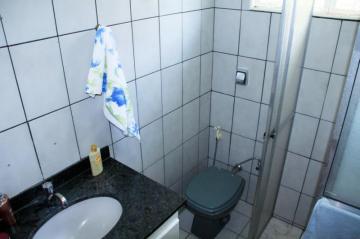 Comprar Casa / Padr&atilde;o em Ara&ccedil;atuba R$ 350.000,00 - Foto 31