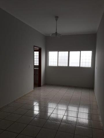 Alugar Casa / Padr&atilde;o em S&atilde;o Jos&eacute; do Rio Preto. apenas R$ 4.900,00